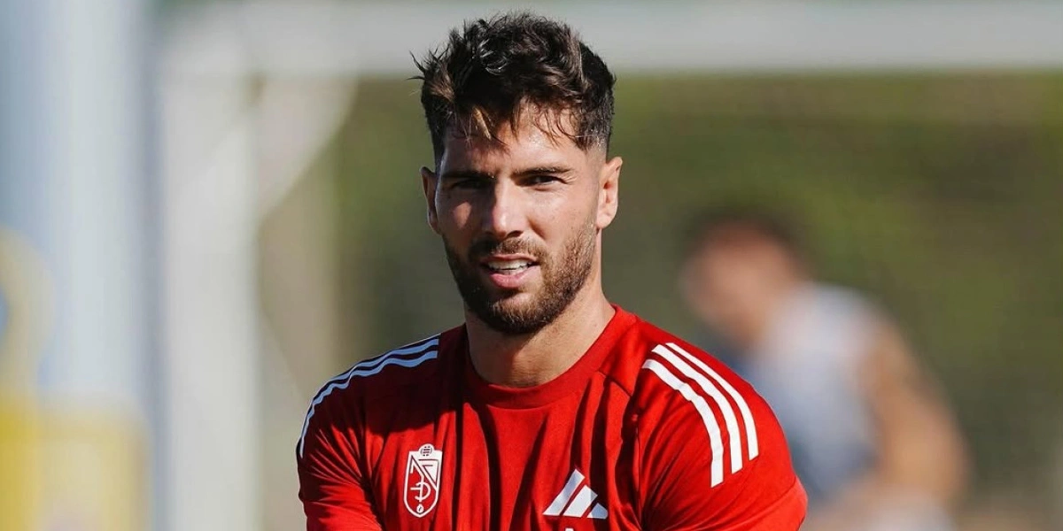 Jejak-Keluarga-dan-Pengaruh-Luka-Zidane